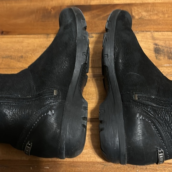 Merrell Vera Peak Black Leather Boots | Color: Black | Size: 6.5 - Picture 6 of 13